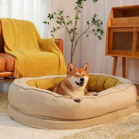 Donut-shaped bed for dogs and cats